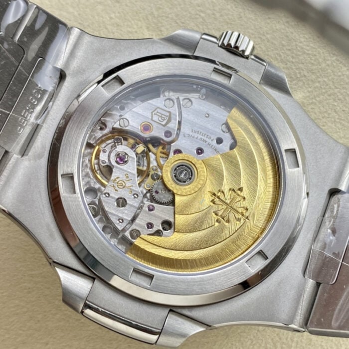 パテック フィリップ ノーチラスコピー5711/1A-010 Cal.324 S Cムーブメント - 画像 (7)