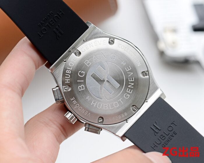 ウブロ偽物クラシックフュージョン ダイヤモンド43mm VKクォーツムーブメント - 画像 (7)