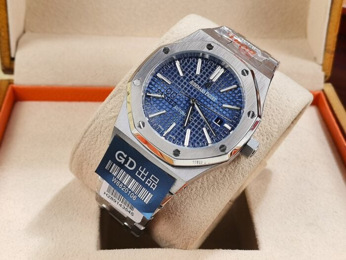 オーデマピゲコピーロイヤルオーク 15400ST.OO.1220ST.03 Miyota8215日本製ムーブメント - 画像 (1)