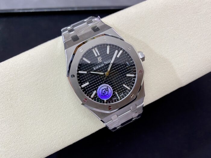 オーデマピゲ時計コピー ロイヤルオーク４１ｍｍ 15500ST.OO.1220ST.03 - 画像 (5)