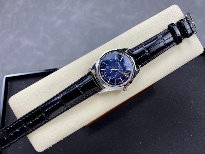 パテックフィリップコピーアニュアルカレンダー 5205G 013 40mmクローンCal.324S.QA.LU 24Hムーブメント - 画像 (4)