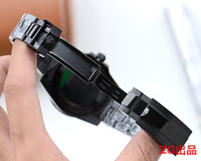 ロレックス サブマリーナー偽物 PVD MIYOTA 8215 自動巻き ムーブメント - 画像 (9)
