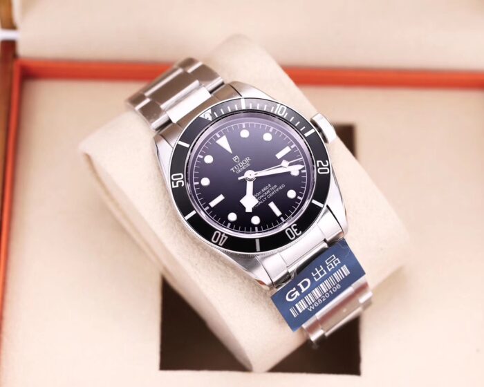 チューダーレプリカ時計ブラックベイ79220 Miyota8215ムーブメント - 画像 (3)