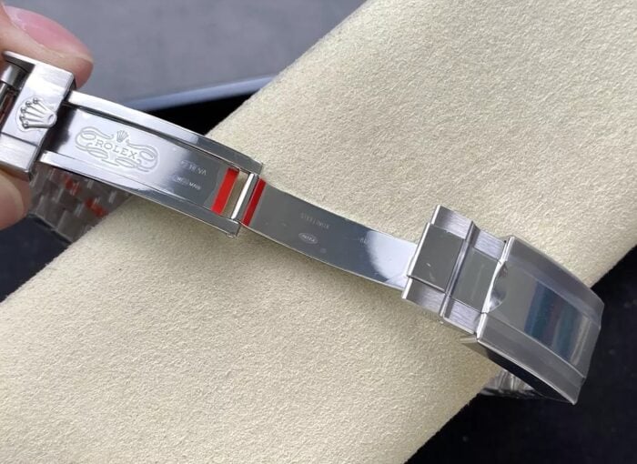 ロレックス サブマリーナーコピー126619LB Swiss ETA社2836-2ムーブメント - 画像 (10)