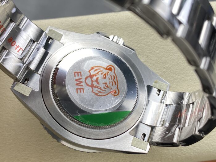 ロレックスコピーGMTマスター II126710GRNR 40MM  Swiss ETA社 2836-2 - 画像 (8)