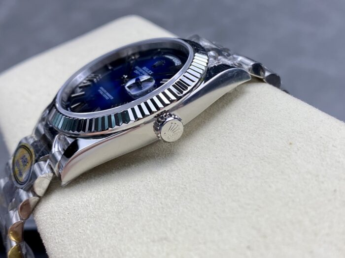 ロレックスデイデイトコピー時計M228236 0024  Swiss ETA社 2836-2 ムーブメント - 画像 (6)