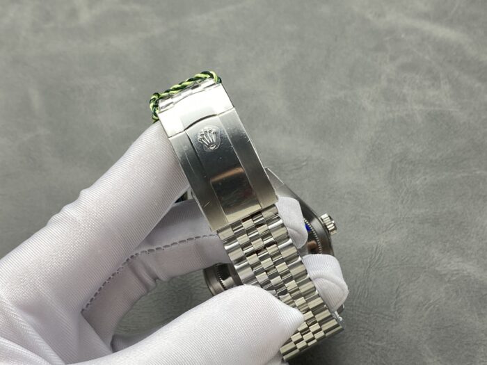 ロレックス スカイドゥエラー 偽物時計 42mm 336934 0006 ブルー文字盤 - 画像 (5)