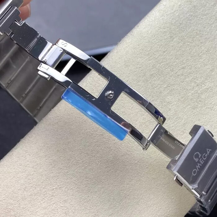 オメガレプリカ時計コンステレーション131.30.41.21.99.001クローンcal.8900 ムーブメントVS工場 - 画像 (8)