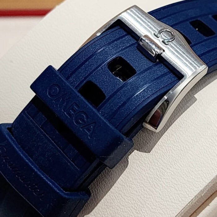 オメガシーマスターコピー210.32.42.20.03.002 cal.8800ムーブメントVS工場 - 画像 (7)