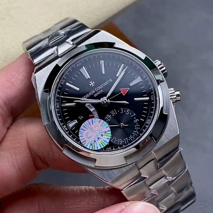 ヴァシュロン・コンスタンタンオーヴァーシーズ・デュアルタイム7900V/110A-B546スーパーコピー時計クローンcal.5110 DTムーブメントGR工場 - 画像 (1)