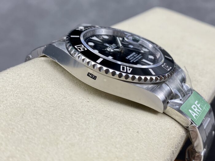 ロレックススーパーコピーサブマリーナー126610LN 41MM クローンCAL.3235 ARF工場 - 画像 (7)