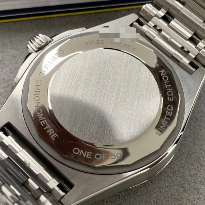 ブライトリングコピー時計クロノマット GMT 40 A32398101B1A1 AsianETA2836-2ムーブメント - 画像 (6)