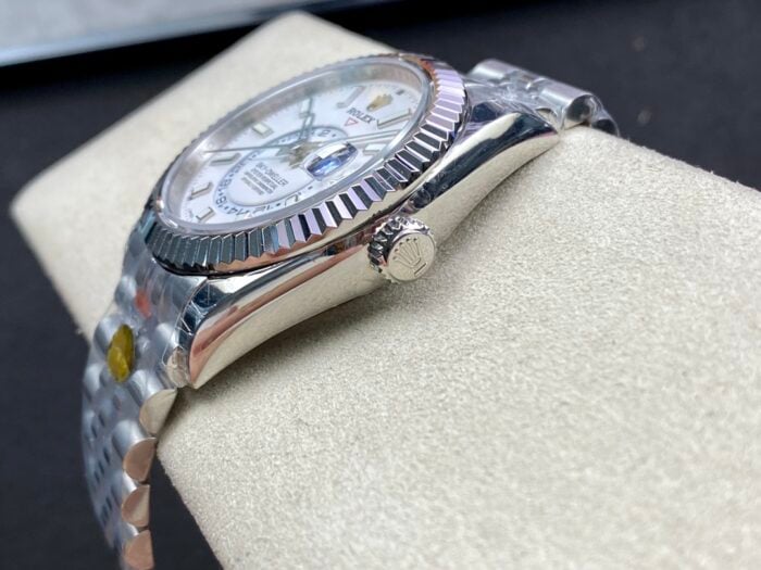 ロレックス スカイドゥエラーレプリカ製品42 mm 336934 0006 ホワイト文字盤 - 画像 (5)