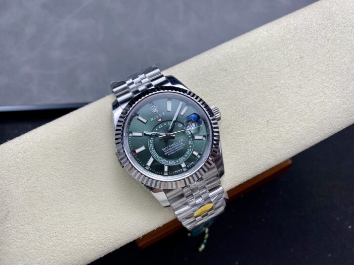 ロレックス スカイドゥエラーコピー 42 mm 336934 0002 green文字盤 - 画像 (4)