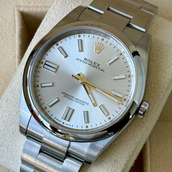 ロレックスオイスターパーペチュアルコピー時計M124300 0001 41mm SwissETA2836-2ムーブメントNOOB工場 - 画像 (1)