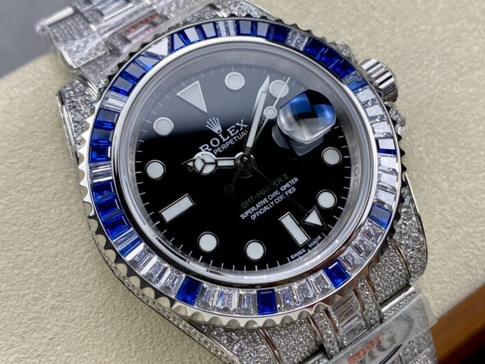 ロレックスレプリカ製品 GMT マスター AMG 126710BLRO 40mmデュアルタイム ブラックダイヤル ダイヤモンドウォッチ - 画像 (2)