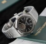 オーデマ ピゲスーパーコピーロイヤル オーク トゥールビヨン26512ST.OO.1220ST.01 - 画像 (4)