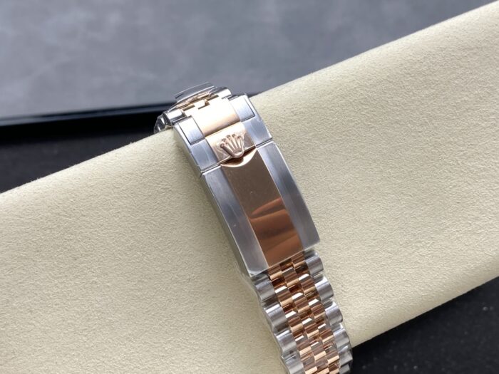 ロレックス ＧＭＴマスターII 126711CHNRコピー MIYOTA 8215ムーブメント搭載 - 画像 (8)