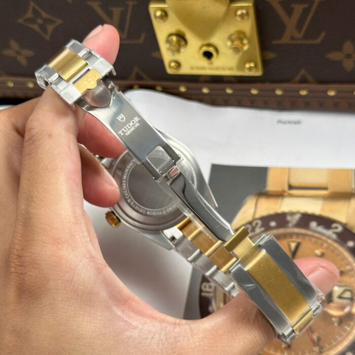 チューダーコピーブラックベイ GMT S&GM79833MN Cal.MT5652ムーブメント - 画像 (13)