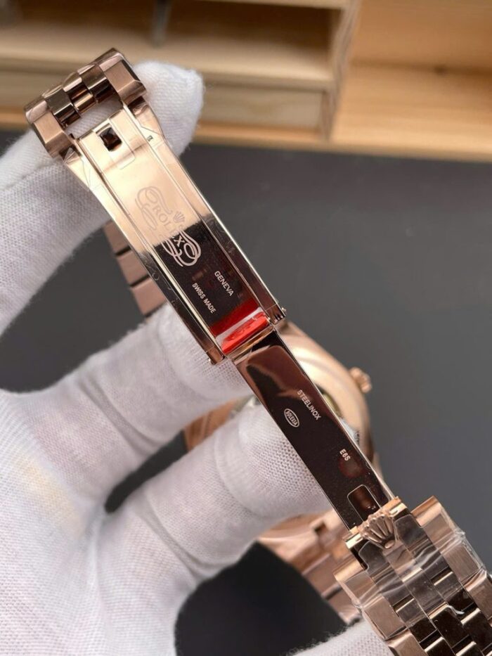 ロレックスランドドゥエラーコピー127335 cal.7135ムーブメント - 画像 (9)