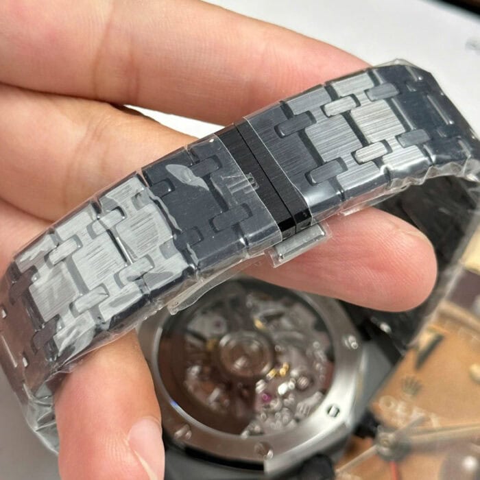 オーデマ ピゲロイヤルオーク クロノグラフコピー 26240 Cal.4401ムーブメント - 画像 (9)