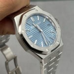 オーデマピゲロイヤルオーク15550STコピー50周年記念ライトブルー37mm - 画像 (5)