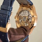 オーデマ・ピゲ ロイヤルオークコピー 50周年記念 15510ORブラック文字盤革バンド - 画像 (7)