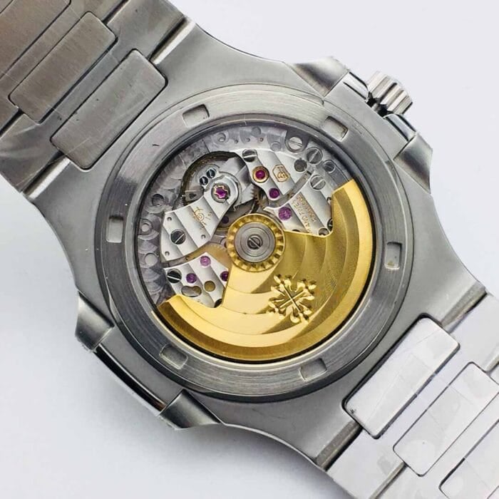 パテックフィリップ スーパーコピーノーチラス5711/1A-010 ダイヤモデル - 画像 (7)