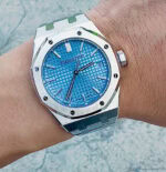 オーデマ・ピゲ コピーロイヤルオーク 50周年記念15510BCライトブルーダイアル - 画像 (4)