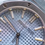 オーデマ・ピゲ コピーロイヤルオーク 50周年記念15510BCライトブルーダイアル - 画像 (3)