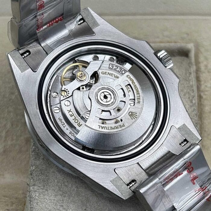 コスパ最強ロレックス サブマリーナーコピー124060 cal.3230搭載 - 画像 (8)