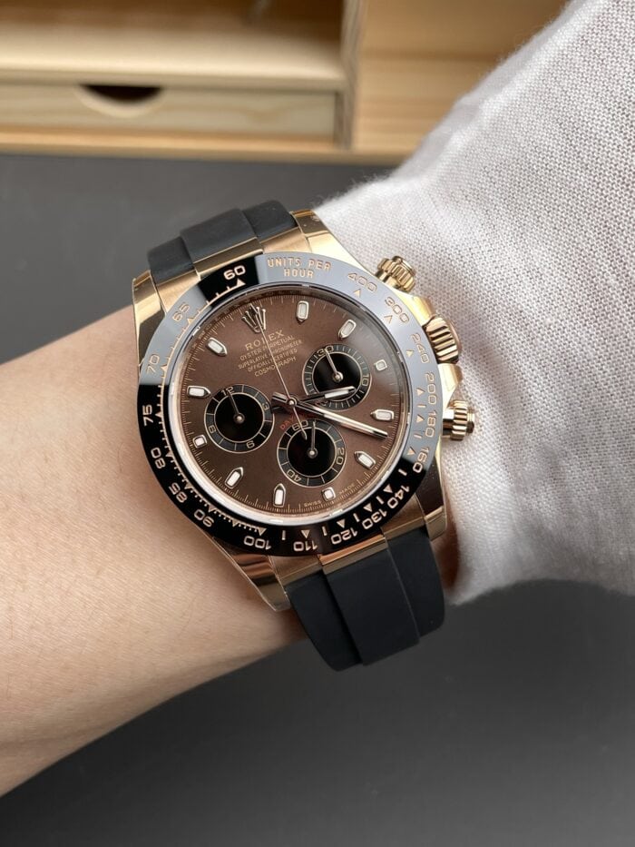 ロレックスデイトナ116515LNコピー Cal.4130ムーブメントBT工​​場 - 画像 (4)