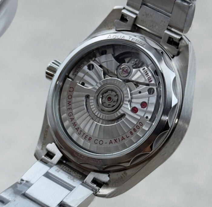 オメガコピーシーマスター 150m 34mm cal.8800ムーブメント自動巻き - 画像 (16)